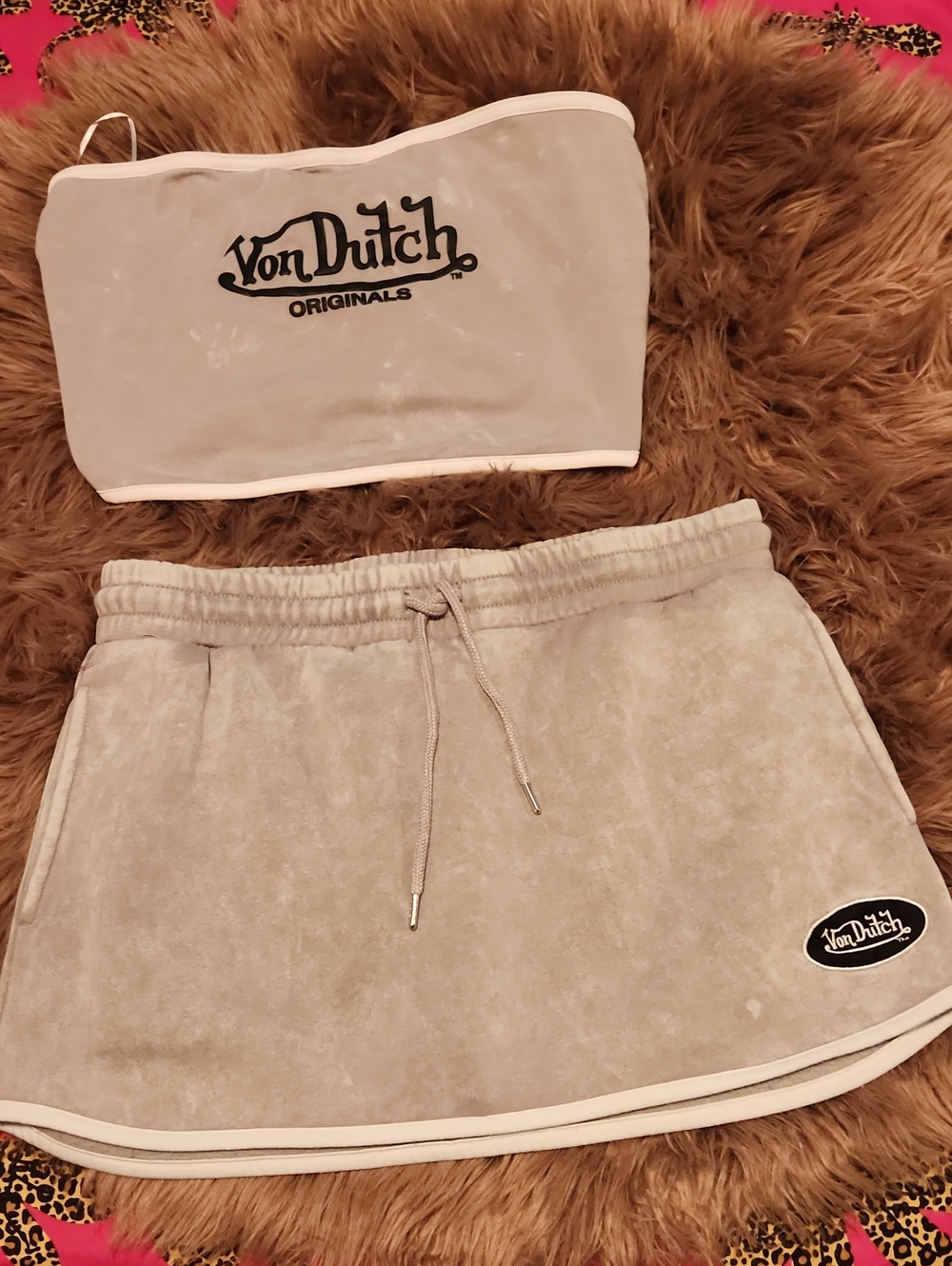 Von Dutch Light Gray Drawstring Skirt SET with White Trim